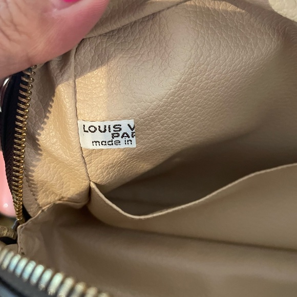 ❌SOLD❌Authentic Louis Vuitton Trousse 28 - Picture 7 of 16